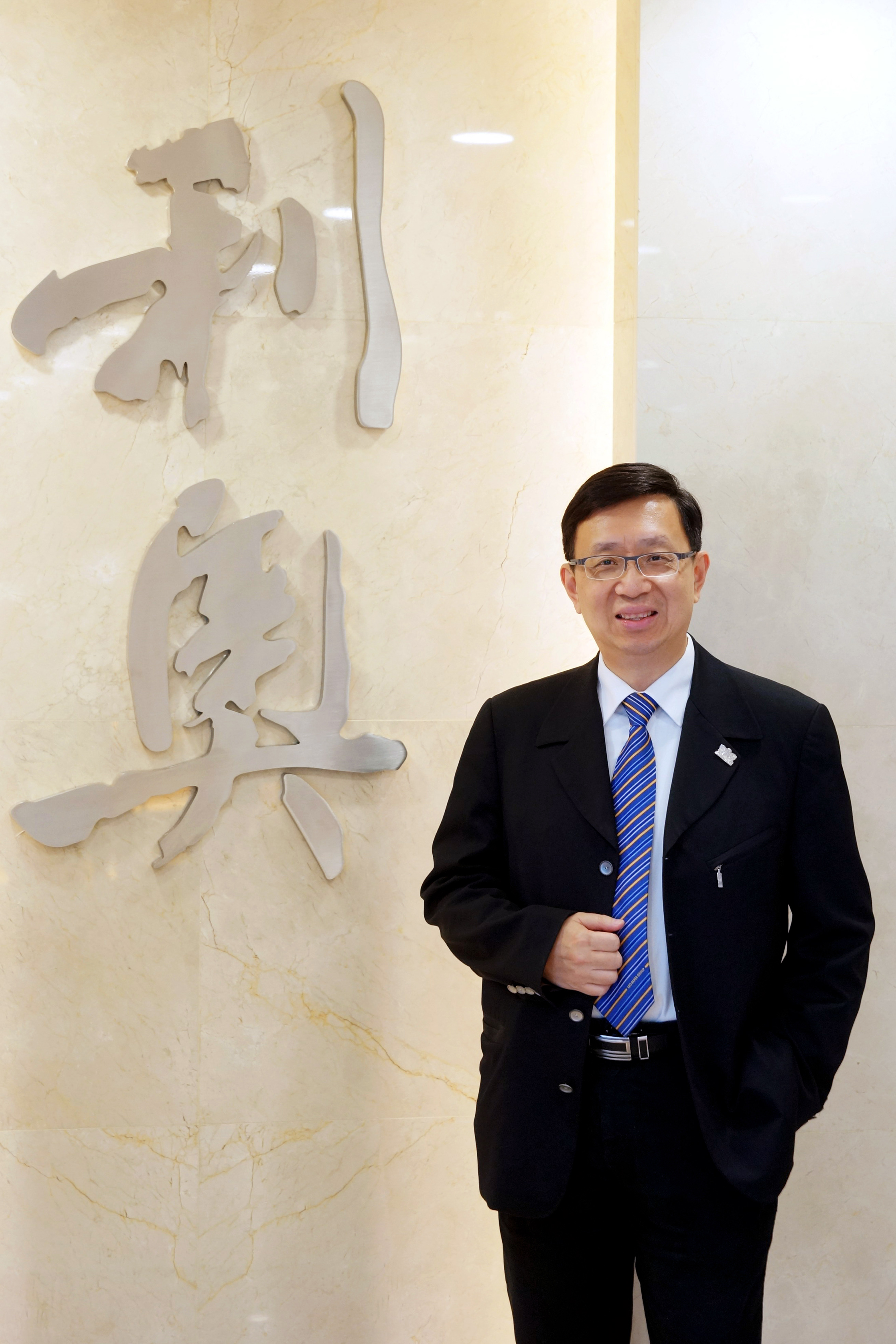 新粤商新起点 |"亚洲印刷大王"冯广源:以仁诚之心回报乡梓